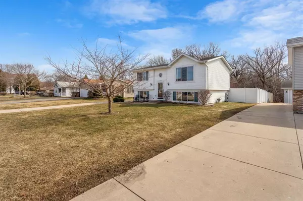 Pleasant Prairie, WI 53158,3735 125th St