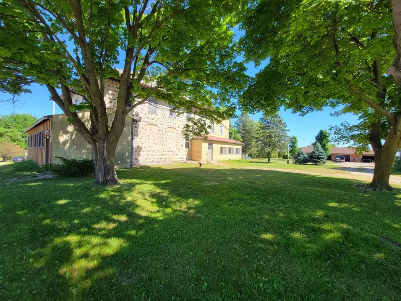 W6505 State Highway 144, Random Lake, WI 53075