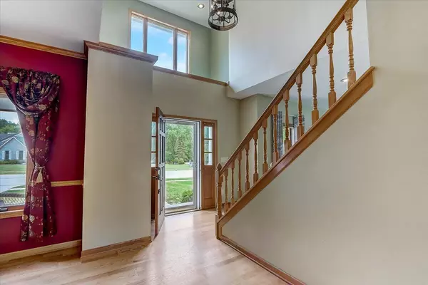 Oconomowoc, WI 53066,670 Majestic View Ln