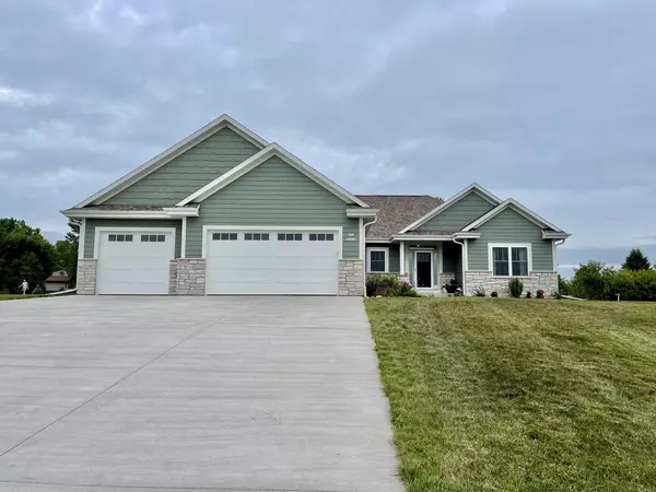 N95W25658 Norwauk RD, Colgate, WI 53017