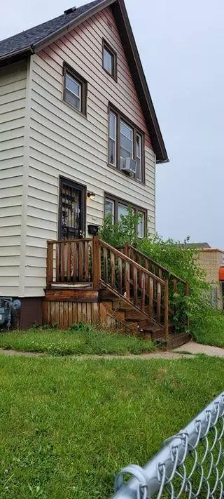 3311 N 24th STREET, Milwaukee, WI 53206