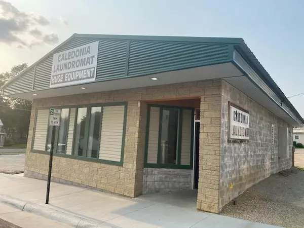 Caledonia, MN 55921,118 Grove STREET W