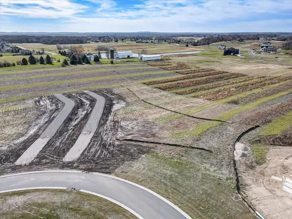 W275N6227 SERENITY DRIVE #Lt66,  Merton,  WI 53056