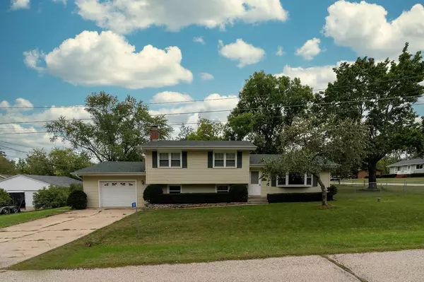 2810 Elizabeth LANE, Twin Lakes, WI 53181