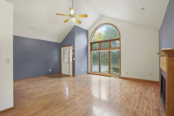 Racine, WI 53403,2406 Rosalind Ave