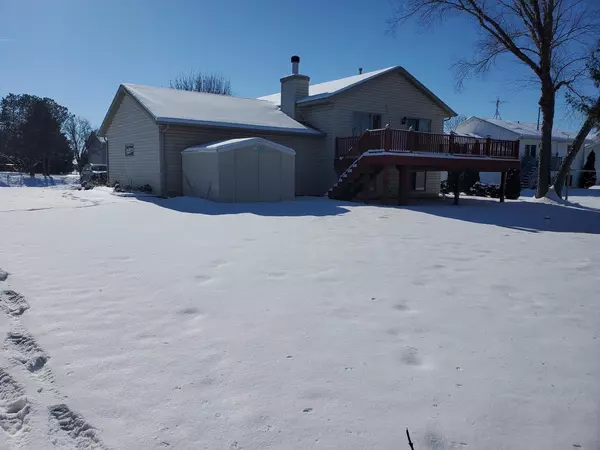 Lake Geneva, WI 53147,6308 2nd Ave