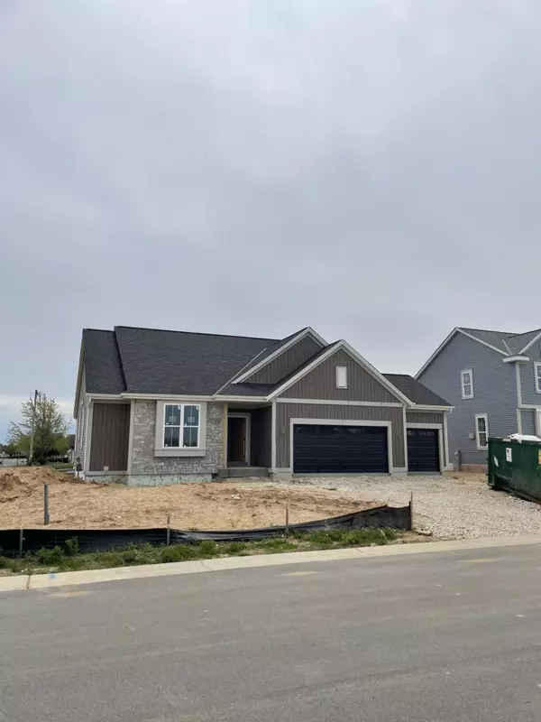 East Troy, WI 53120,2685 Red Oak Ln