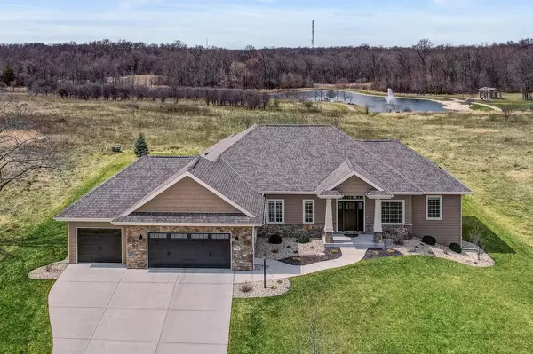 2738 Arbor Ridge Way, Janesville, WI 53548