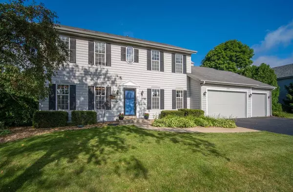 W167N5091 Grey Log LANE, Menomonee Falls, WI 53051