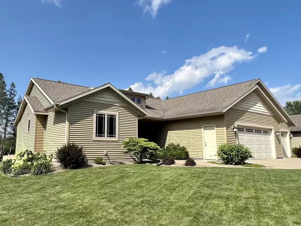 749 Faye DRIVE, West Salem, WI 54669