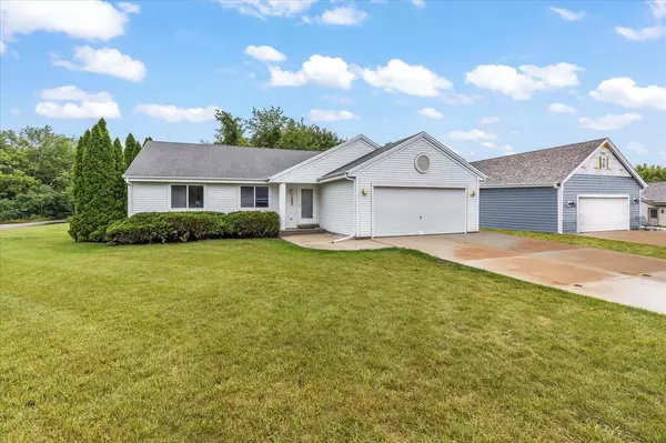 Mukwonago, WI 53149,1253 River Park CIR E