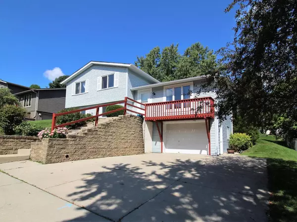 3306 Mediterranean Ave, West Bend, WI 53090