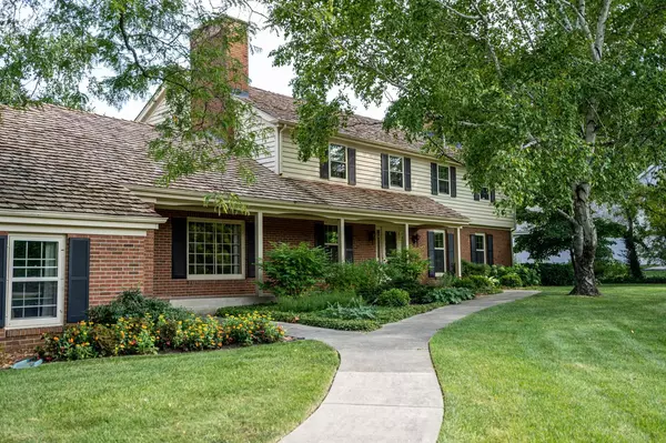 2819 Village Green E,  Mount Pleasant,  WI 53406