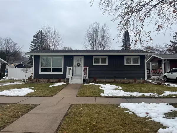 604 3rd STREET S,  La Crescent,  WI 55947