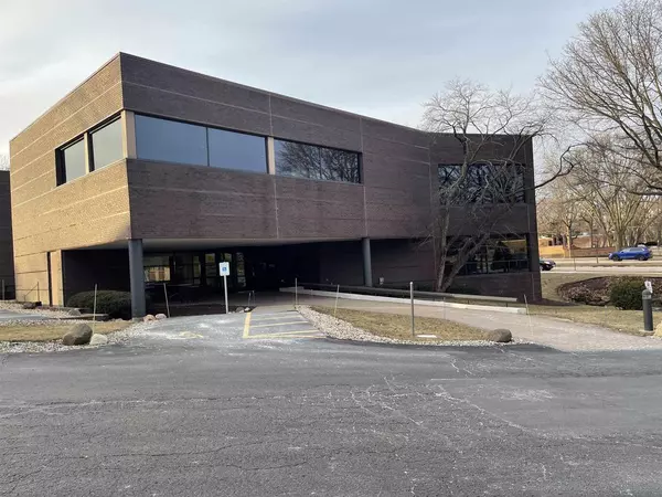 6411 Mineral Point Road, Madison, WI 53705