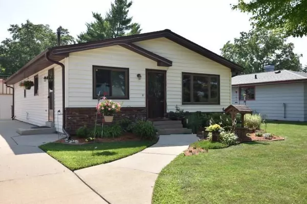 W229S8782 Clark St, Big Bend, WI 53103