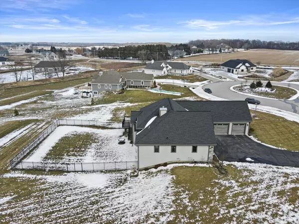 Hartland, WI 53029,W276N8948 Meadow COURT