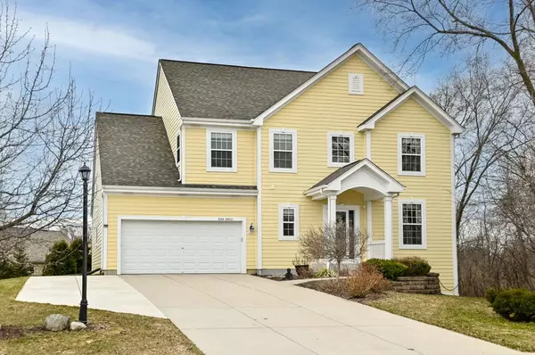 W184N4833 Green Crane DRIVE, Menomonee Falls, WI 53051