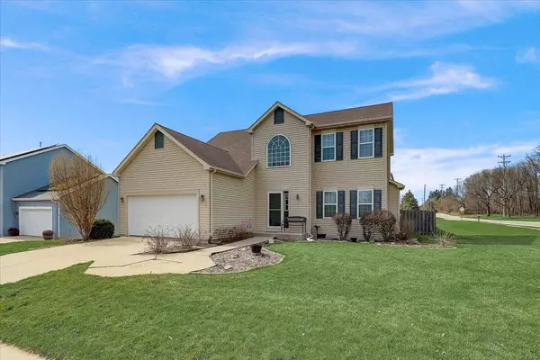 241 W Haven DRIVE, Watertown, WI 53094