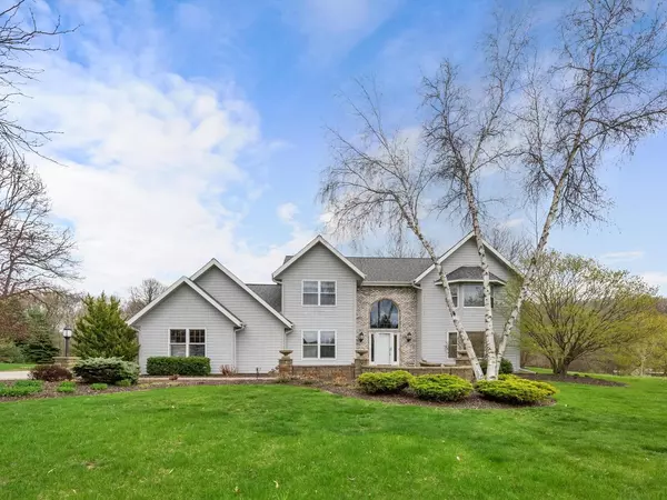 W6020 Whispering LANE, Plymouth, WI 53073