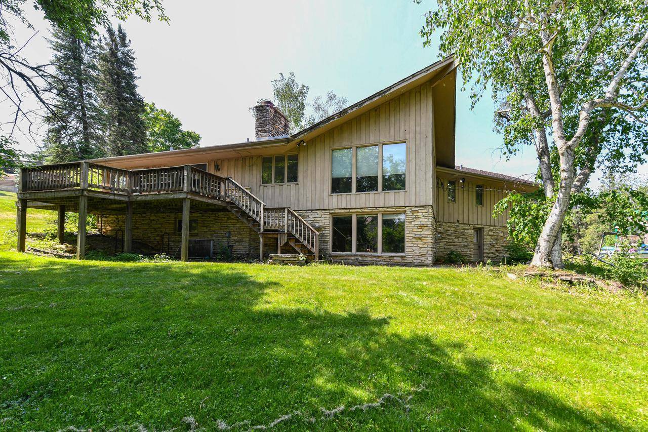 19590 Timberline DRIVE, Brookfield, WI 53045