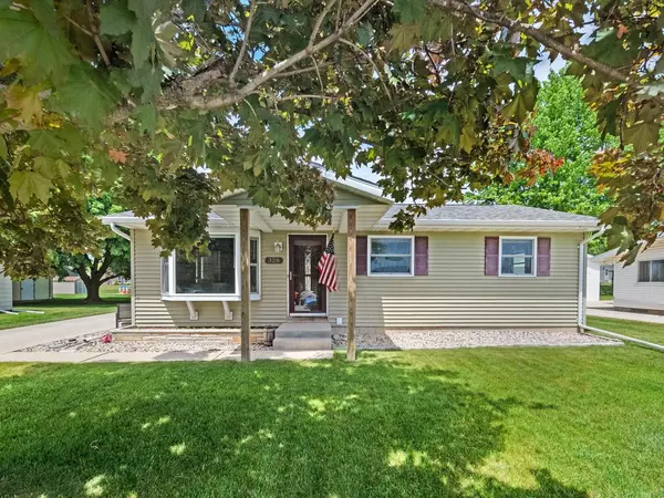 328 W Wilson STREET, Valders, WI 54245