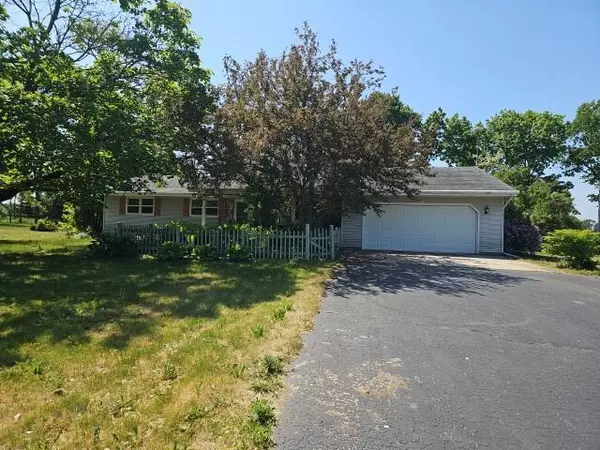 W6155 Hancol ROAD, Plymouth, WI 53073