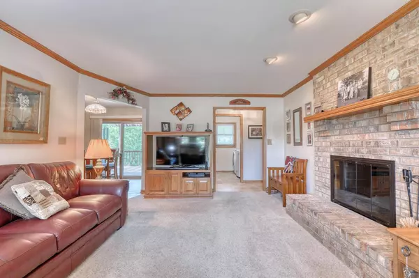 Mukwonago, WI 53149,W268S8005 Stoney Point COURT