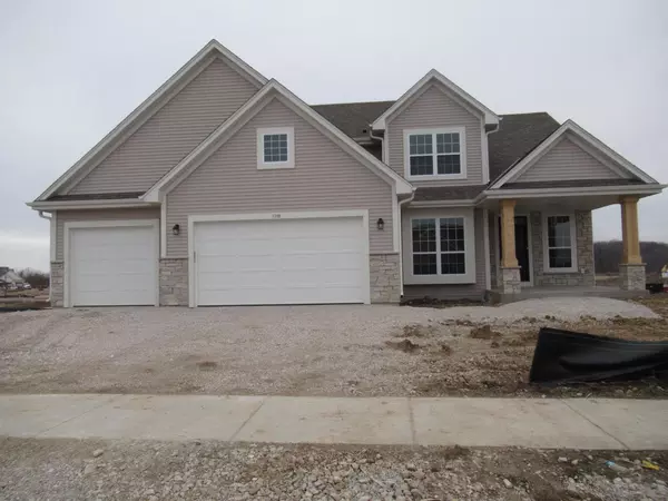 1548 Bluestem TRAIL, Oconomowoc, WI 53066