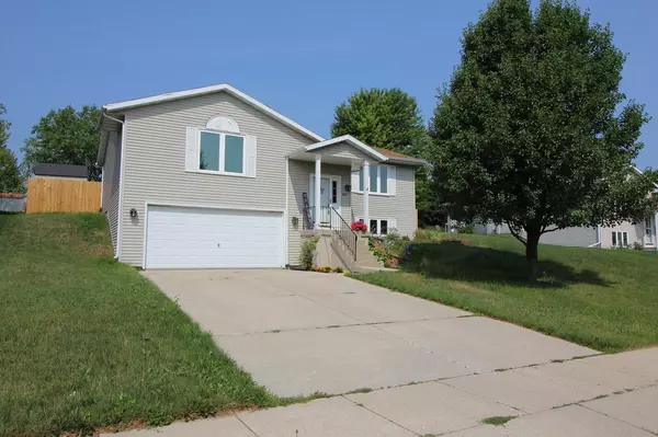 616 Brookstone WAY, Watertown, WI 53094