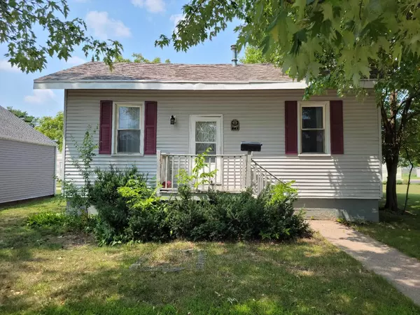 803 N Michigan STREET, Prairie Du Chien, WI 53821