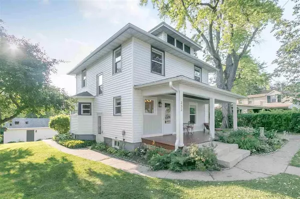 232 N Watertown STREET, Johnson Creek, WI 53038