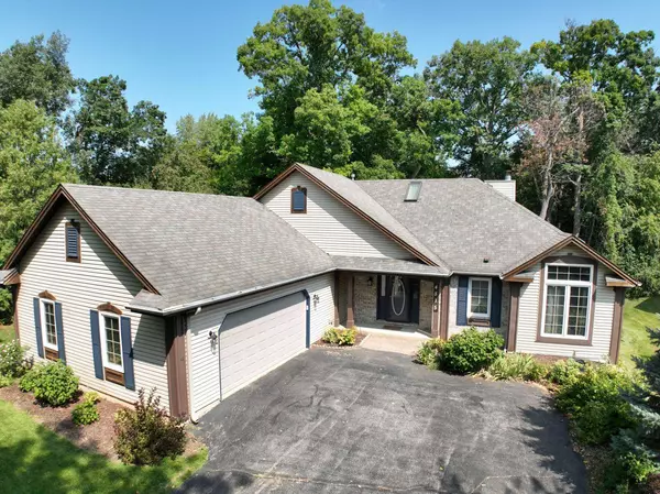 4515 Empire LANE, Waterford, WI 53185