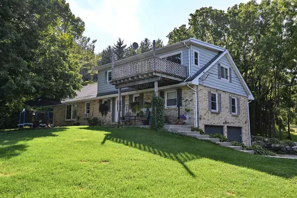 Allenton, WI 53002,5830 Hillcrest DRIVE