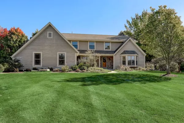 W279N7148 Millpond WAY, Hartland, WI 53029