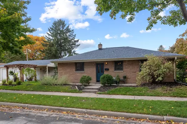 7001 W Burdick AVENUE,  Milwaukee,  WI 53219