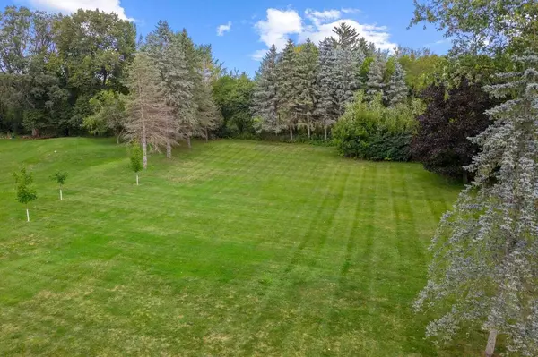 Lt16 RIVER VISTA DRIVE, Cedarburg, WI 53012