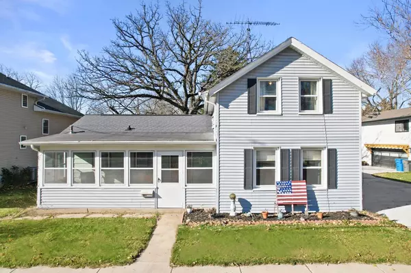 1004 N Fourth STREET, Watertown, WI 53098