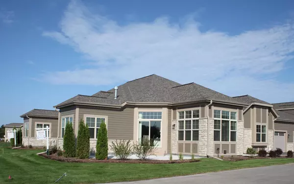 Waukesha, WI 53189,347 Standing Stone DRIVE #21-53