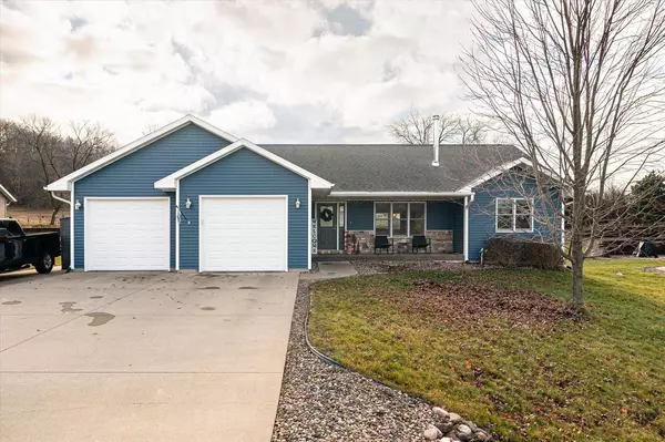 W3857 Harvey LANE, Mindoro, WI 54644