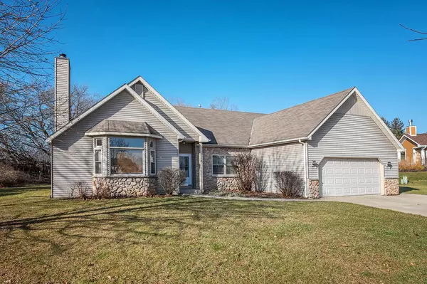 1114 Heron COURT, Mukwonago, WI 53149