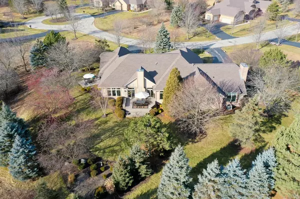 Mequon, WI 53092,10708 N Essex COURT