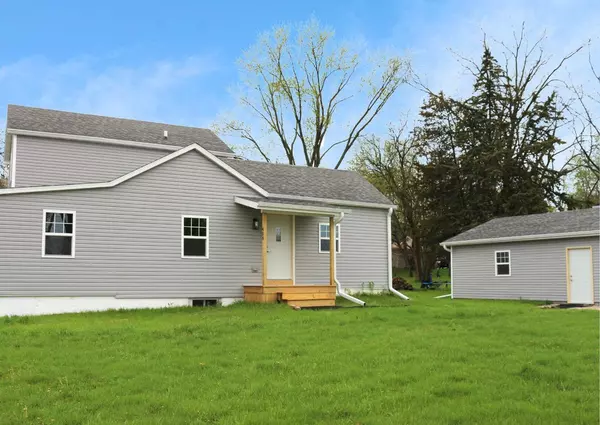 406 W Whitewater STREET, Whitewater, WI 53190