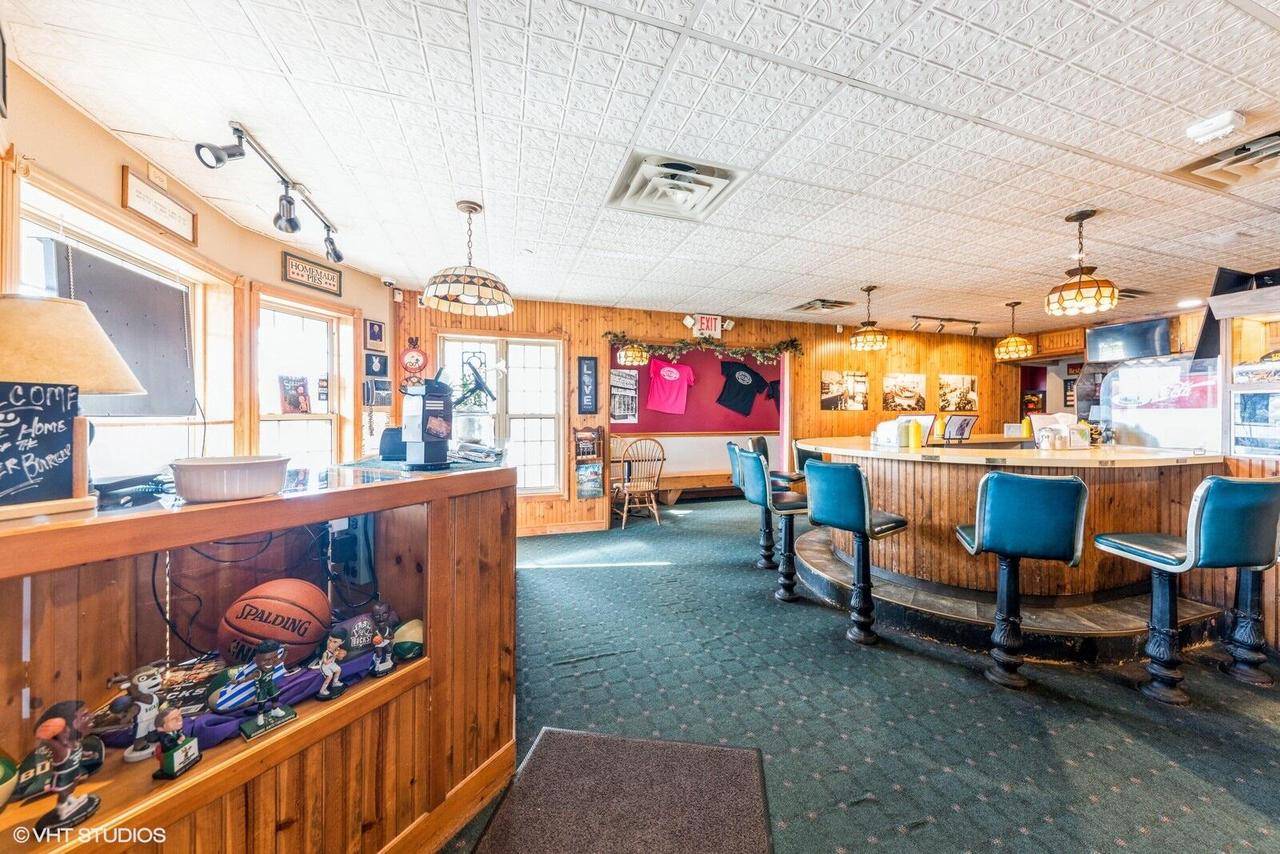 Milwaukee, WI 53212,4629 N Port Washington ROAD N