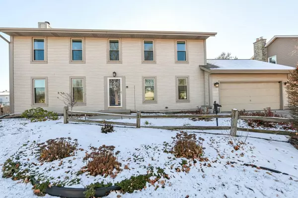 4113 W Central AVENUE, Franklin, WI 53132