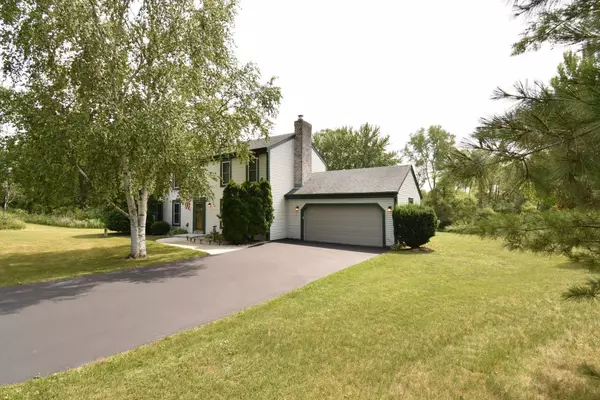 Mukwonago, WI 53149,S80W26645 Briarhedge COURT