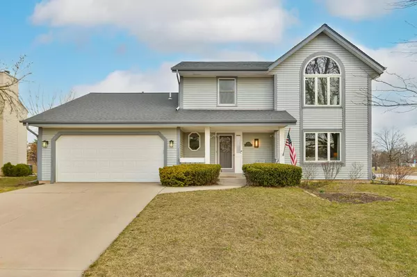 4129 S Regal Manor COURT, New Berlin, WI 53151