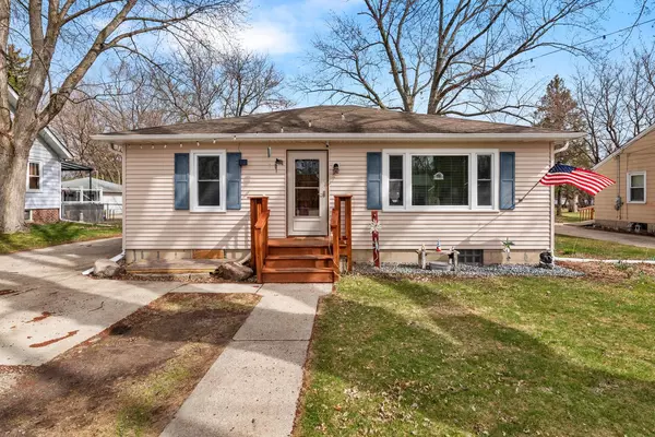 757 N Water STREET, Watertown, WI 53098