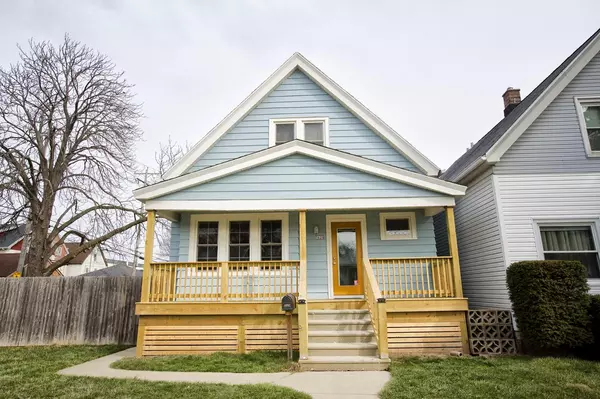 3624 E Hammond AVENUE, Cudahy, WI 53110