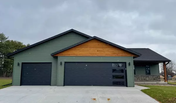 2007 Golden Gate WAY, Holmen, WI 54636